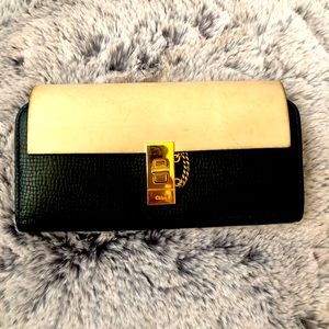 🎁 🎄🎄CHLOE DREW WALLET💯🎄🎄 🎁